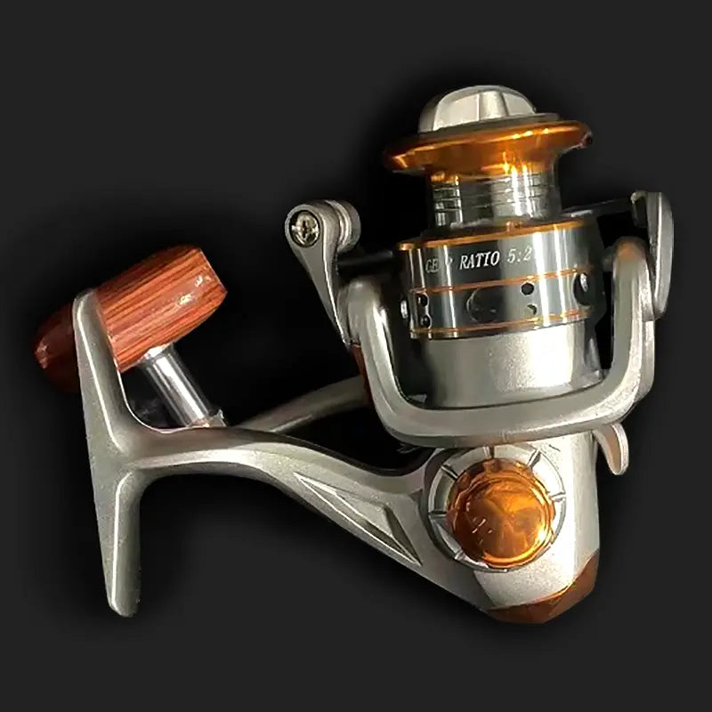 DC 7000 Series  5:2:1 Speed Ratio Fishing Reel (Silver/Gold/Wood)